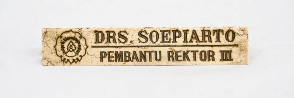 35a Papan Nama