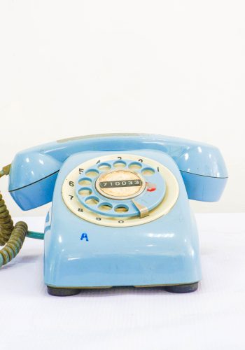 7a Telepon Biru